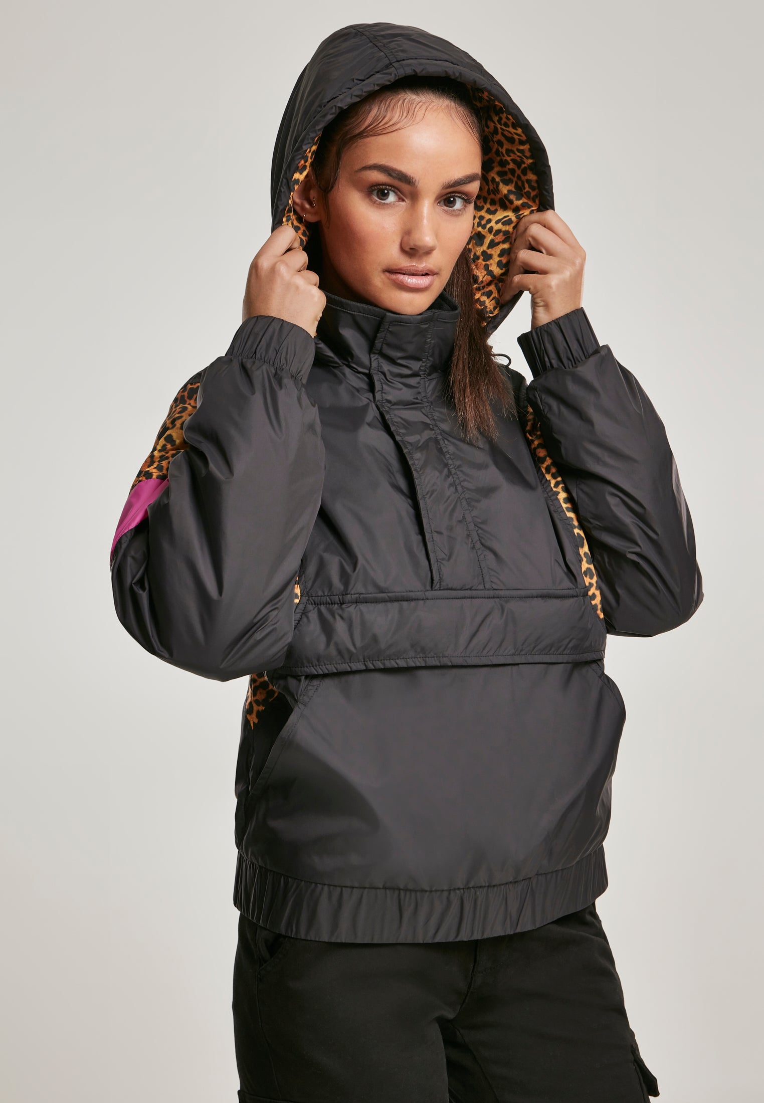 TB 3063 LEO