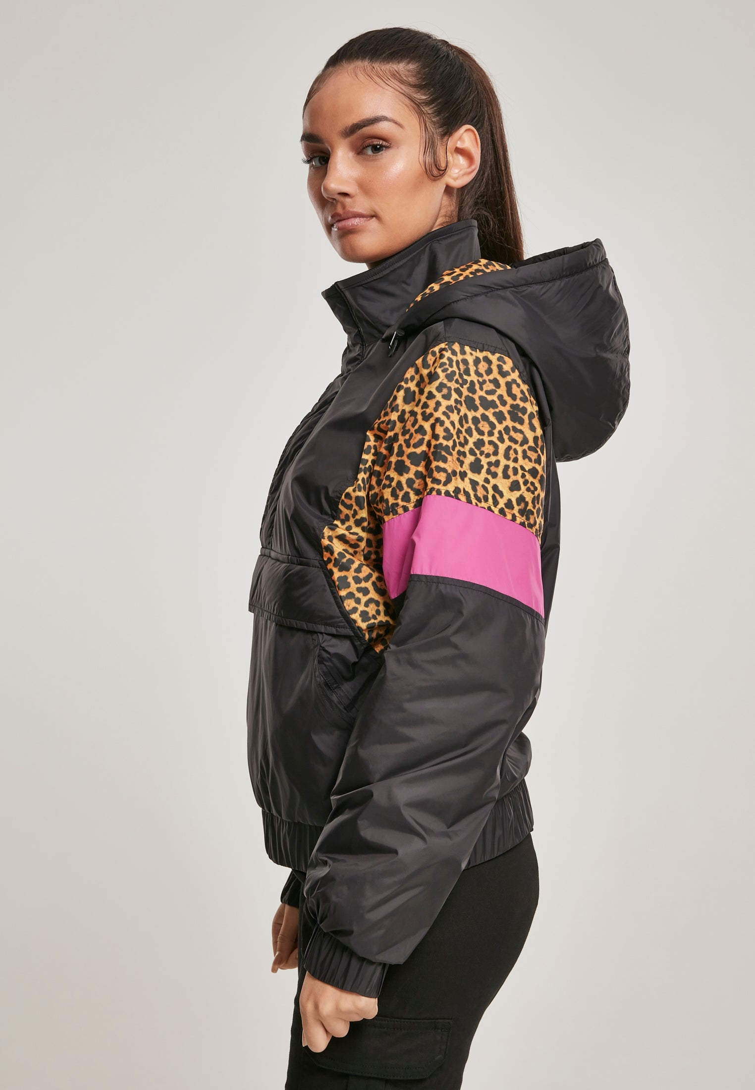 TB 3063 LEO
